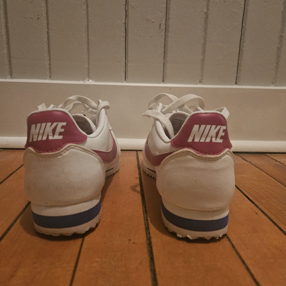 Nike Tri-Color Runners - Picture 3 of 6